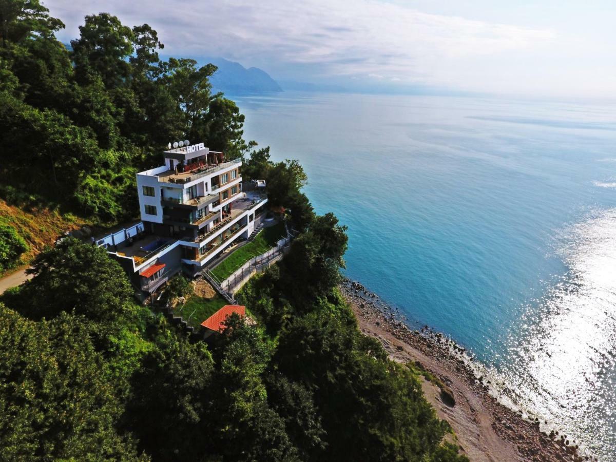 Hotel Montana Kvariati Extérieur photo