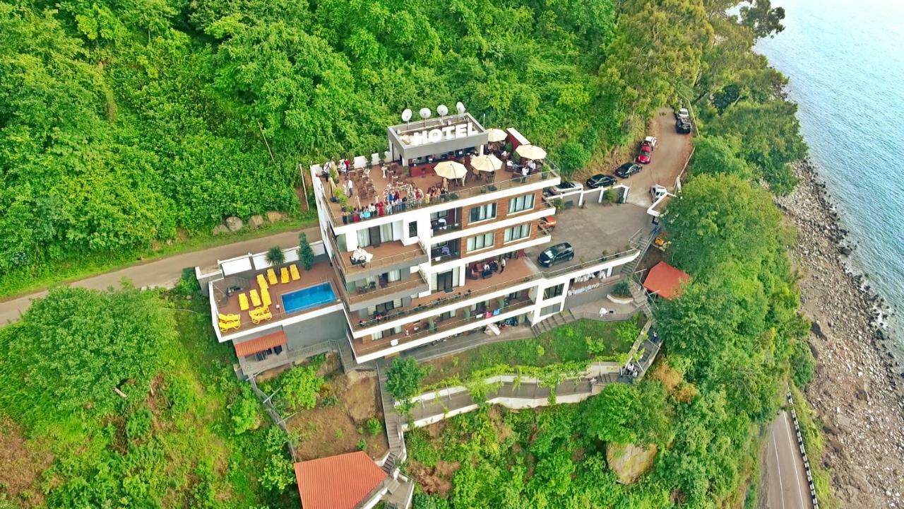 Hotel Montana Kvariati Extérieur photo