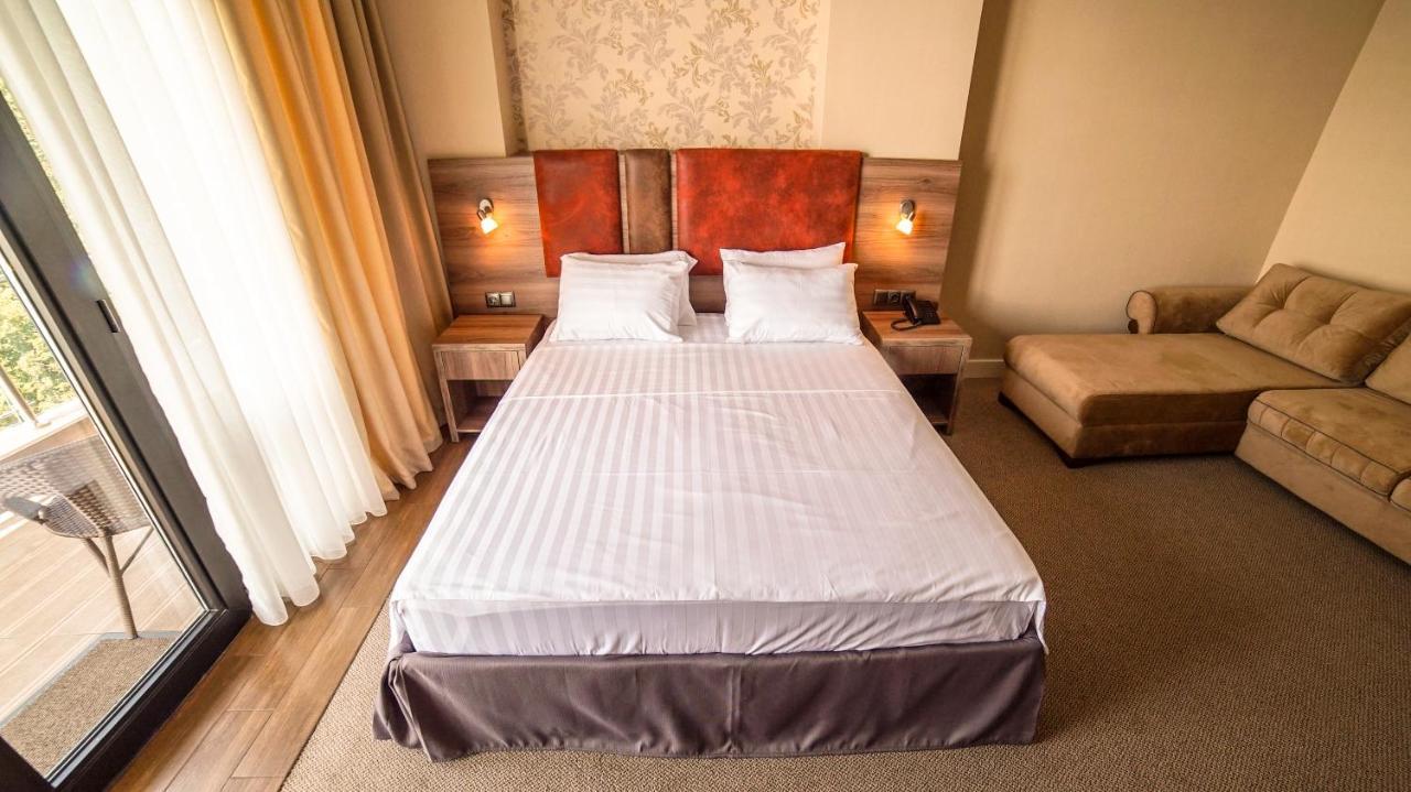 Hotel Montana Kvariati Extérieur photo